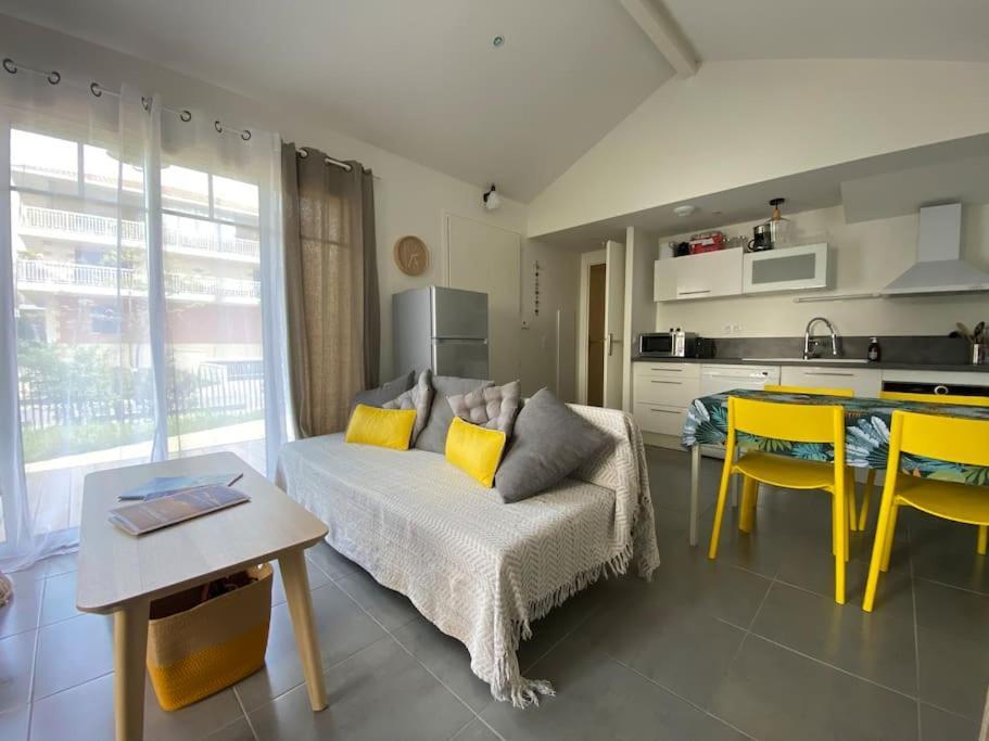 Maison Typee Arcachonnaise Avec Piscine Commune Ла Тест-де-Бух Екстериор снимка