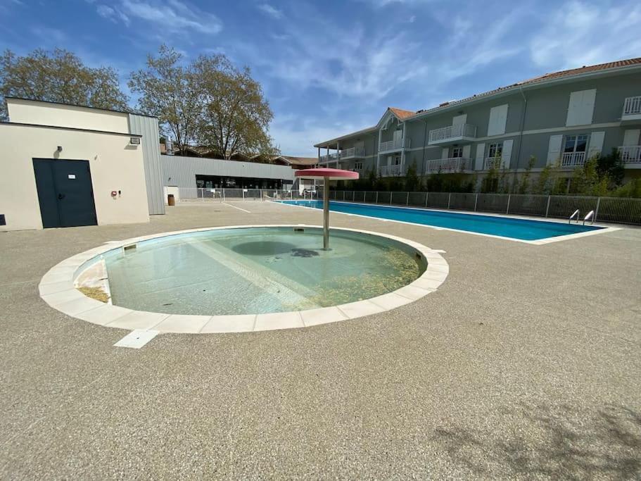 Maison Typee Arcachonnaise Avec Piscine Commune Ла Тест-де-Бух Екстериор снимка