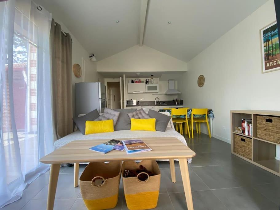 Maison Typee Arcachonnaise Avec Piscine Commune Ла Тест-де-Бух Екстериор снимка